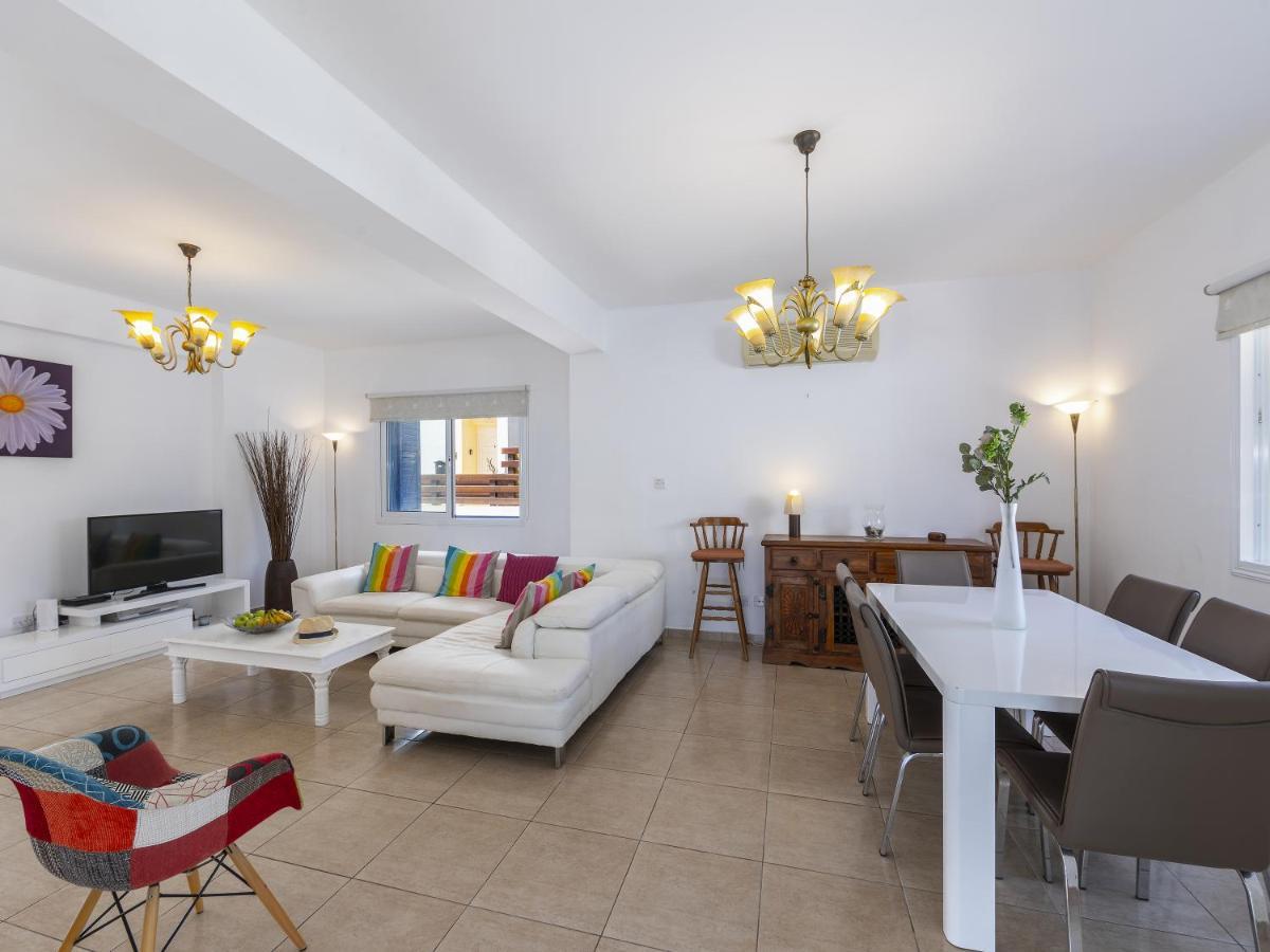 Villa Kos 8 Protaras Buitenkant foto